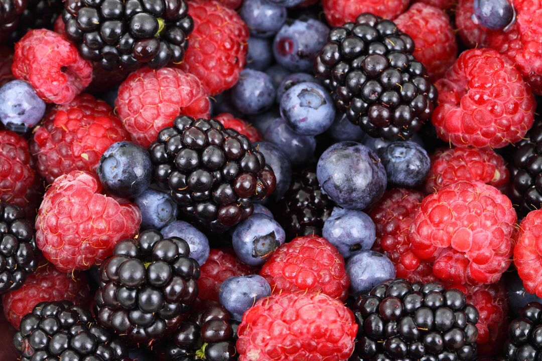 berries against worms